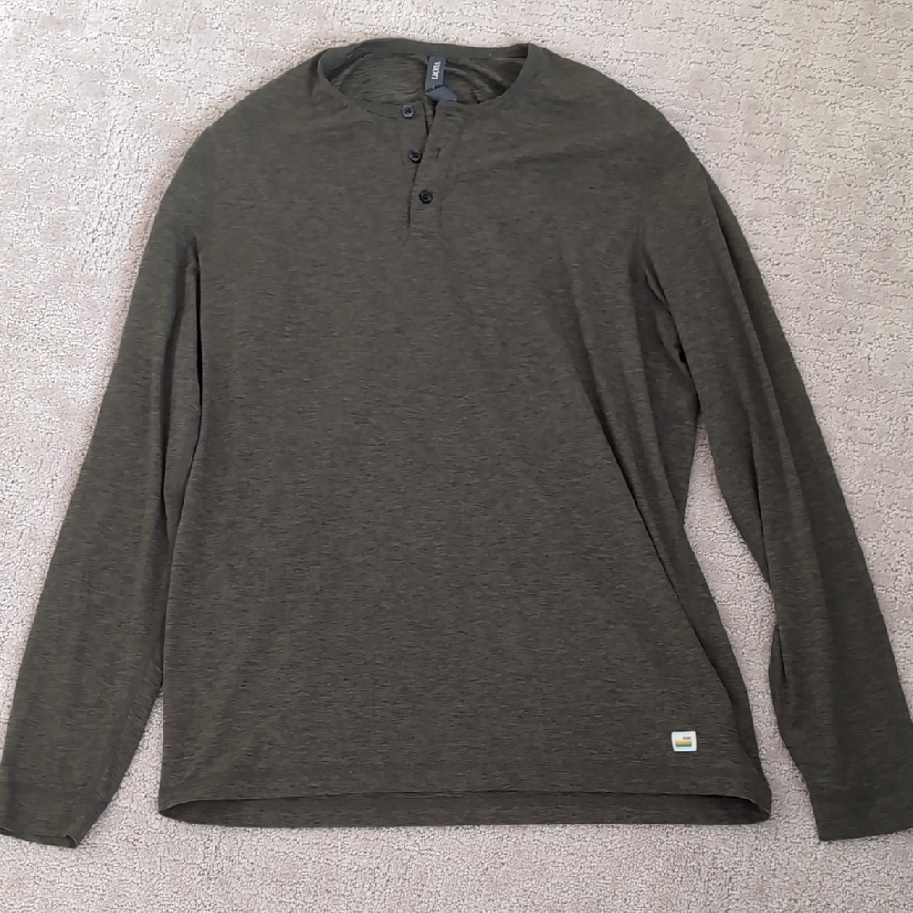 Vuori Long-Sleeve Ease Performance Henley Shirt Agate Green Heather Size Large